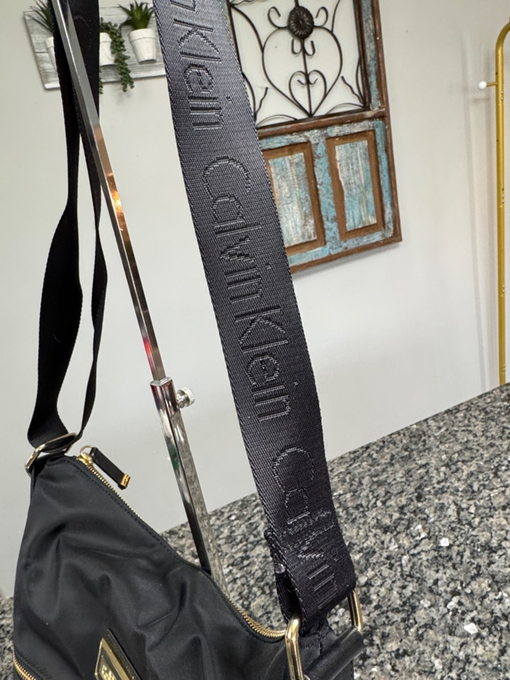 Calvin Klein Black Nylon Shoulder messenger Bag Guitar adjustable long strap EUC - Picture 9 of 14